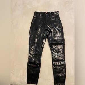 SPANX patent leather leggings. Size petite medium. NWOT